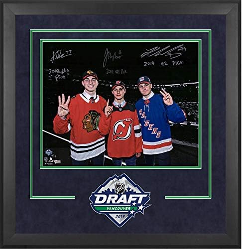 Jack Hughes, Kaapo Kakko i Kirby Dach Deluxe uokvireni autogramiranim 16 x 20 2019 NHL nacrt Top -3 fotografija s više natpisa - ograničeno
