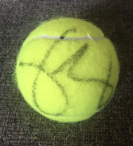 Venus Williams potpisala je legendu za novu tenisku loptu s CoA